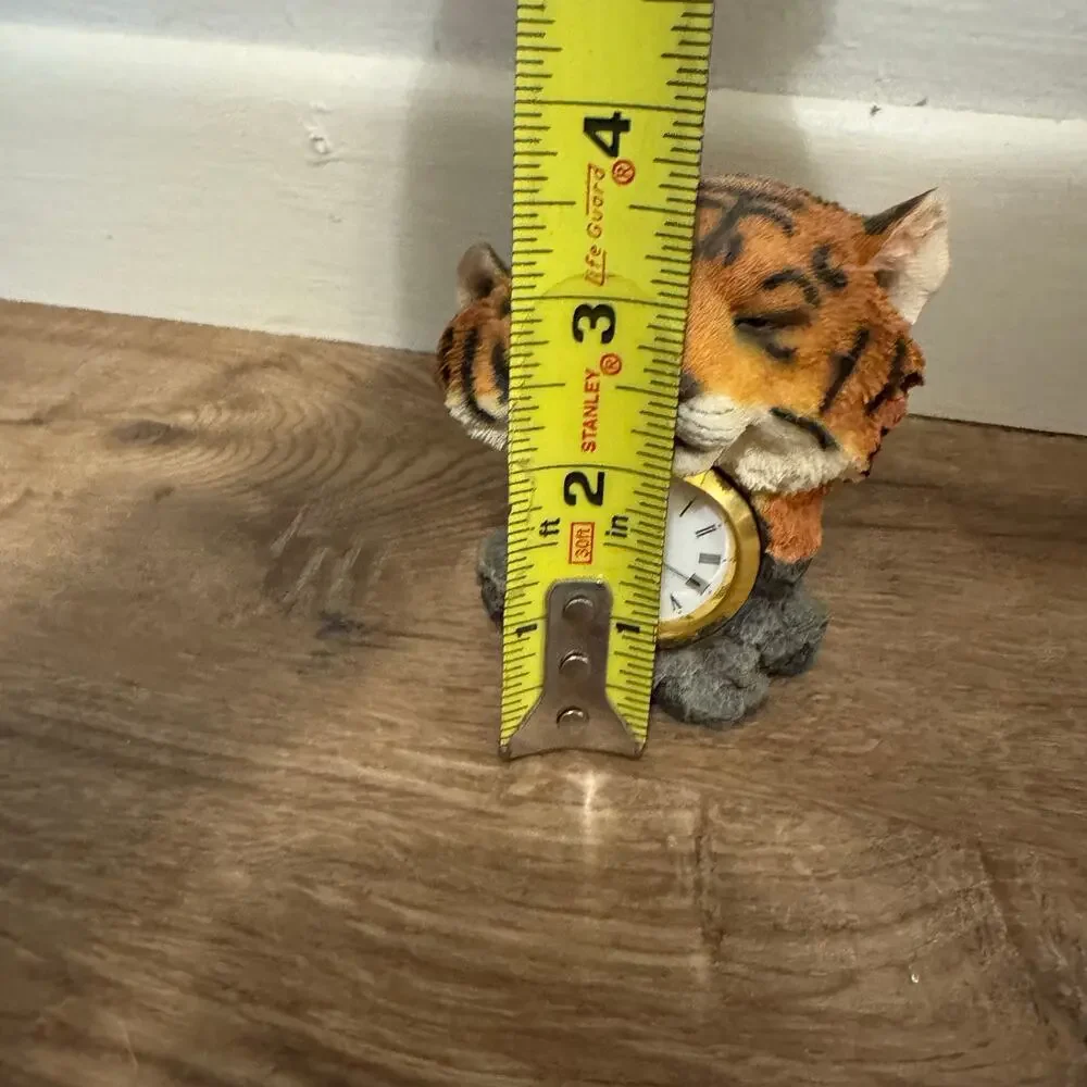 Vintage Miniature Desk Clock Quartz Tiger Mother & Cub Westland Giftware 2002